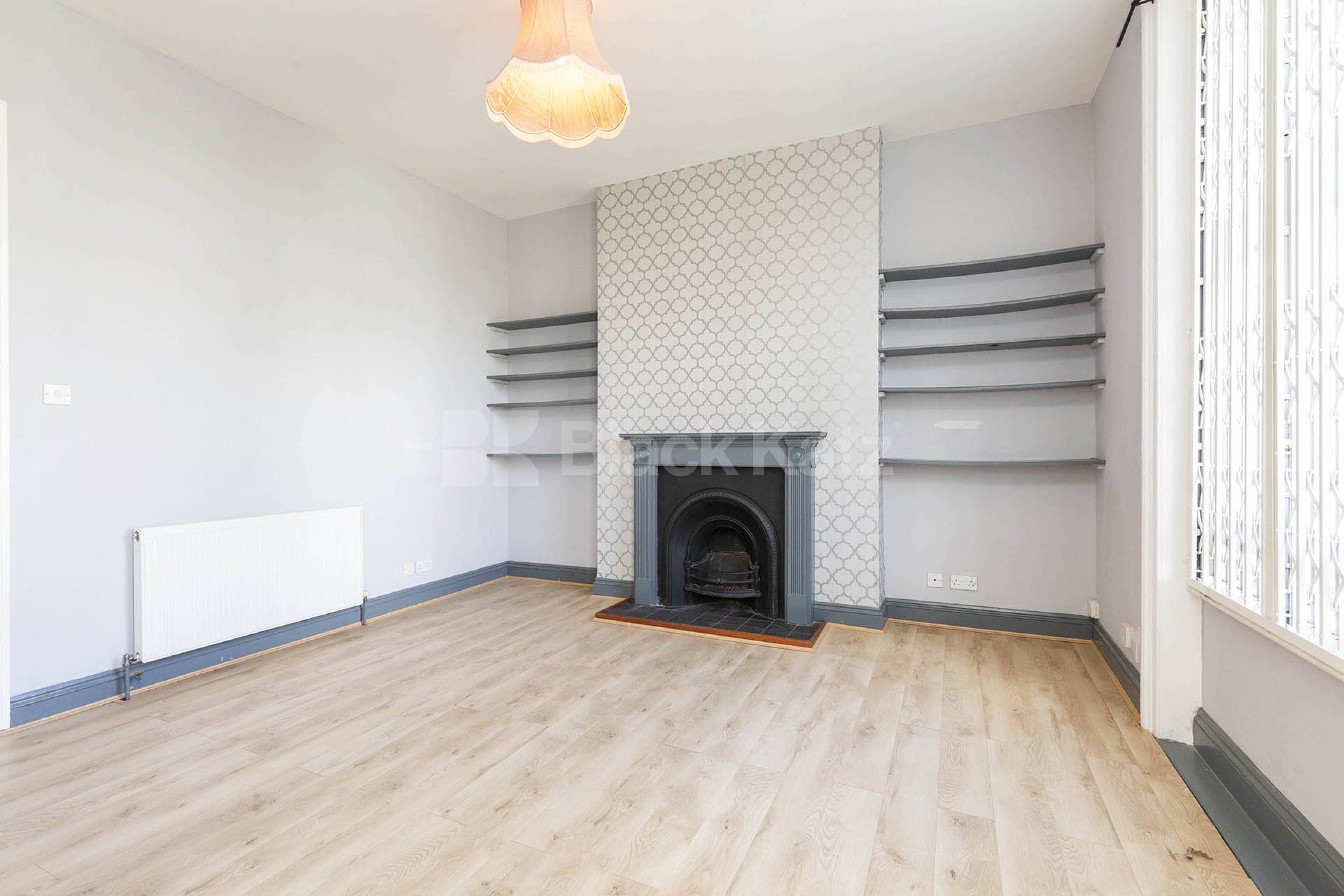 one bedroom property in a sought after area of Canonbury don't miss out Mildmay Grove South, Islington N1